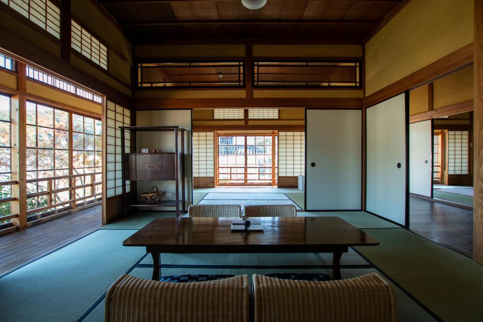 Nipponia Hotel Ozu Castle Town Экстерьер фото
